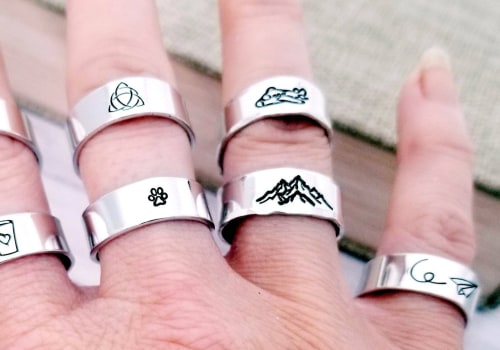 All You Need to Know About Customized Sober Rings and Earrings
